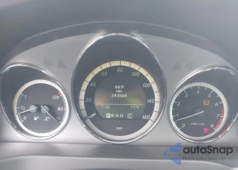 2010 Mercedes-Benz C 300 Luxury 4Matic/Sport 4Matic from USA, damaged, VIN WDDGF8BB5AF447647